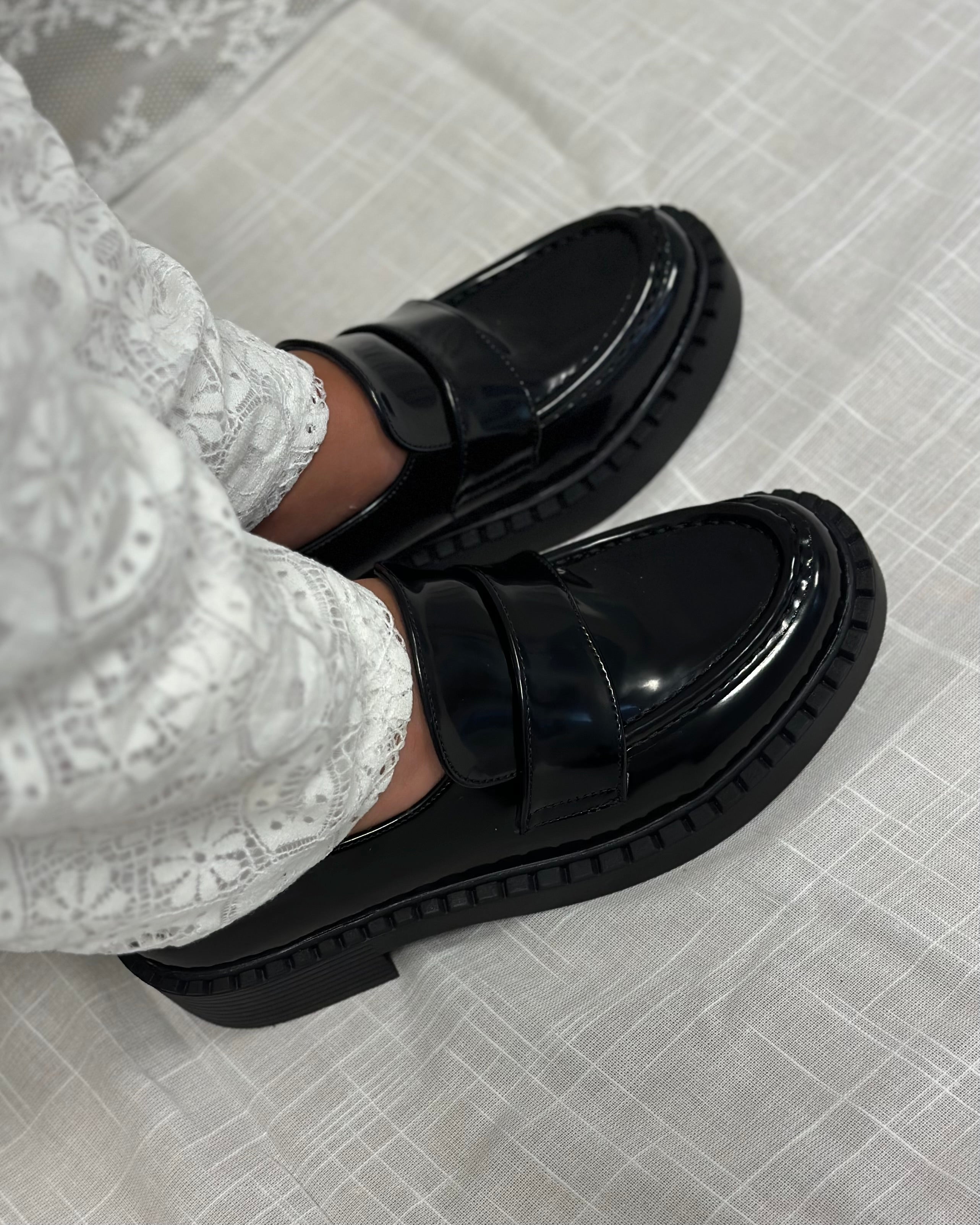 EA LOAFERS
